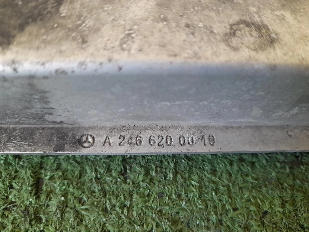 Traversa Frontale INF ANT A2466200019 Mercedes Classe A W176 2015