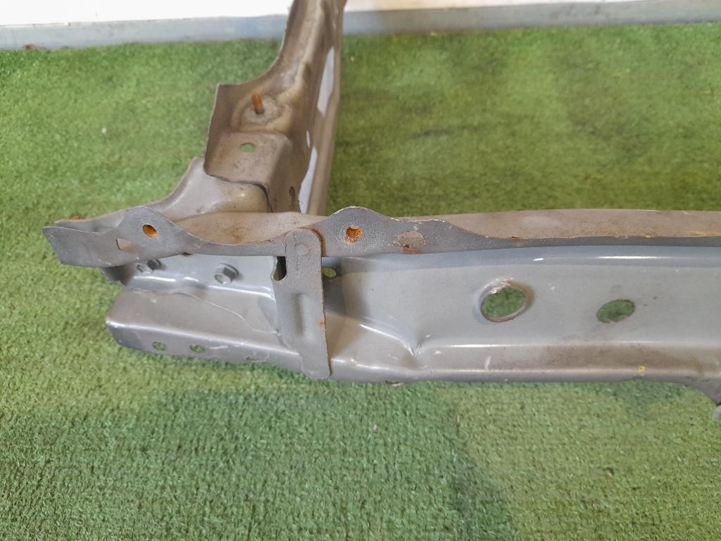 Traversa Frontale INF ANT 530280D031 Toyota Yaris IV 2014