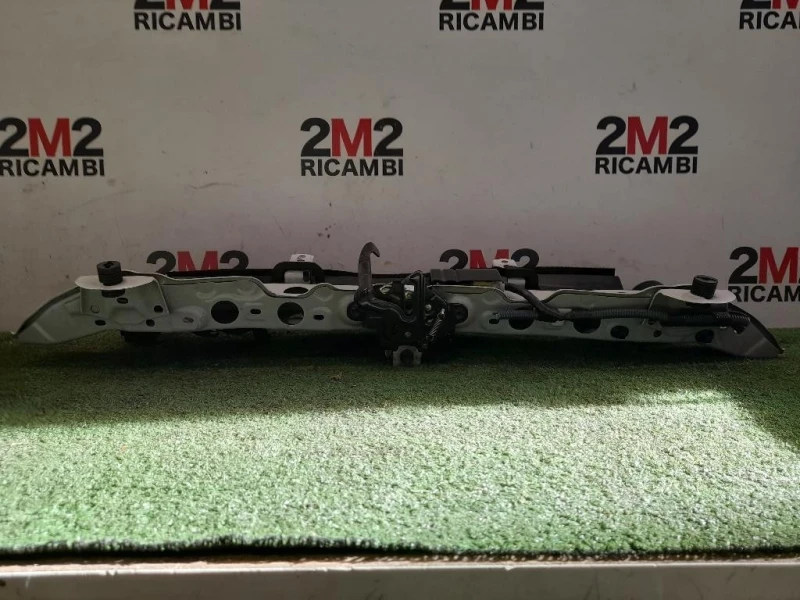 Traversa Frontale SUP ANT 532050D905 Toyota Yaris IV 2014