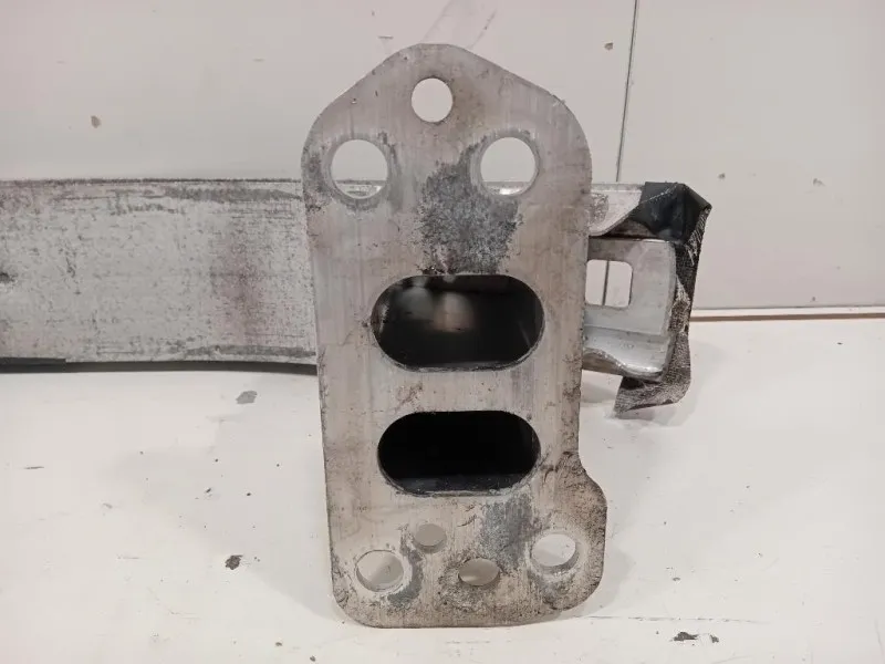 Traversa Paraurti ANT 51805761 Alfa Romeo Giulietta 2010