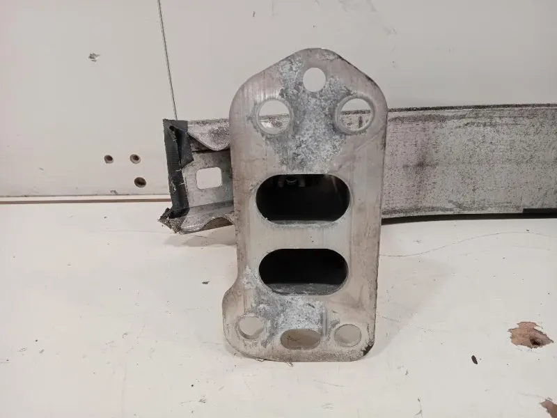 Traversa Paraurti ANT 51805761 Alfa Romeo Giulietta 2010