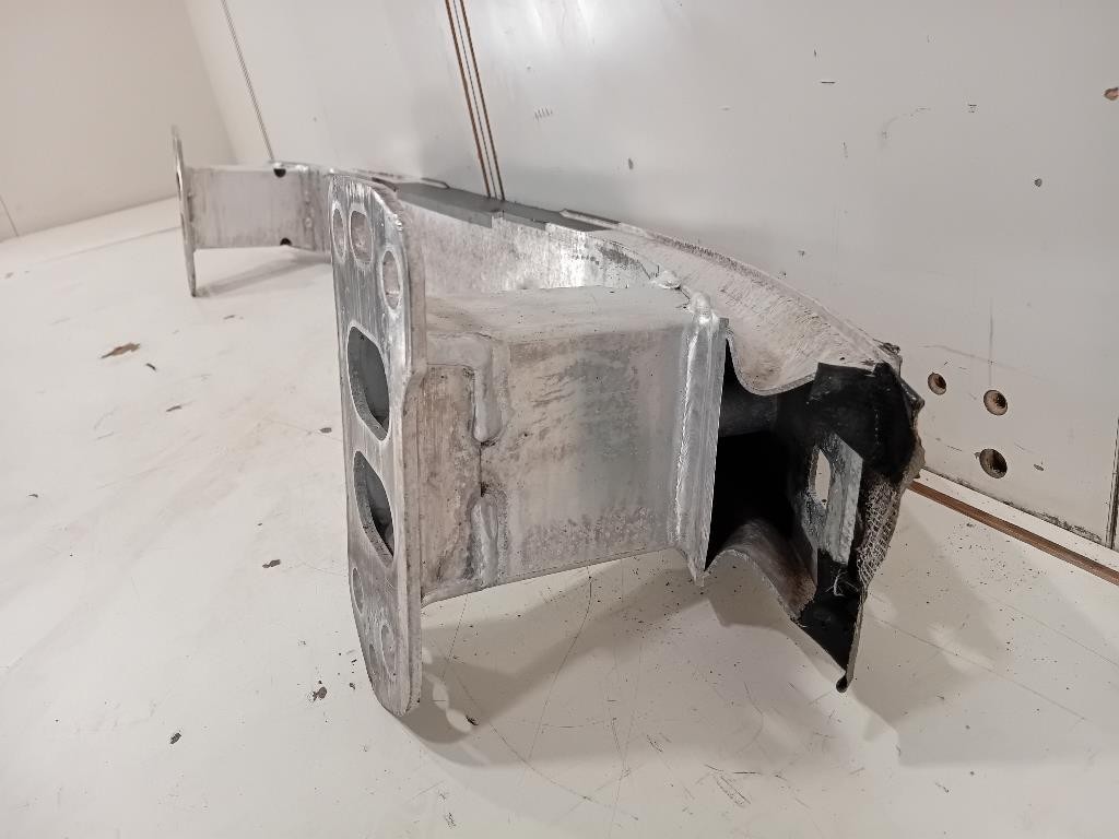 Traversa Paraurti ANT 51805761 Alfa Romeo Giulietta 2010