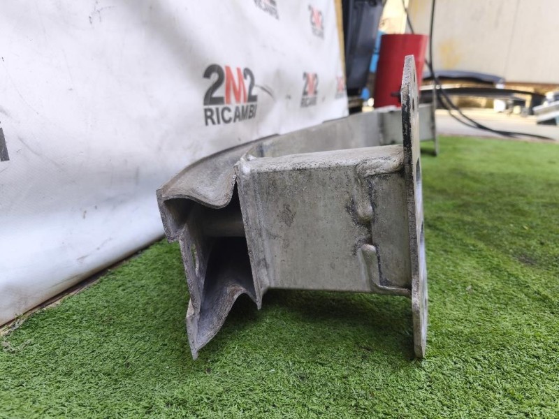 Traversa Paraurti ANT 51805761 Alfa Romeo Giulietta 2010