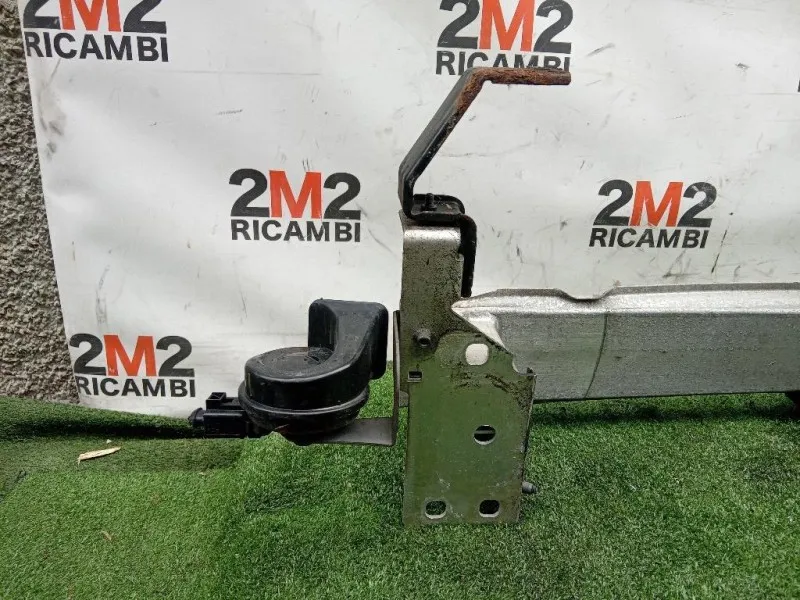 Traversa Paraurti ANT 8X0807109C Audi A1 8XA Sportback 2012