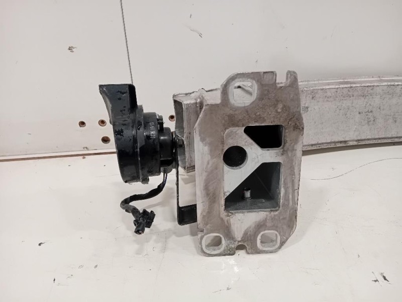 Traversa Paraurti ANT 8U0807109C Audi Q3 8UB 2012