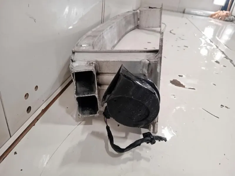 Traversa Paraurti ANT 8U0807109C Audi Q3 8UB 2012