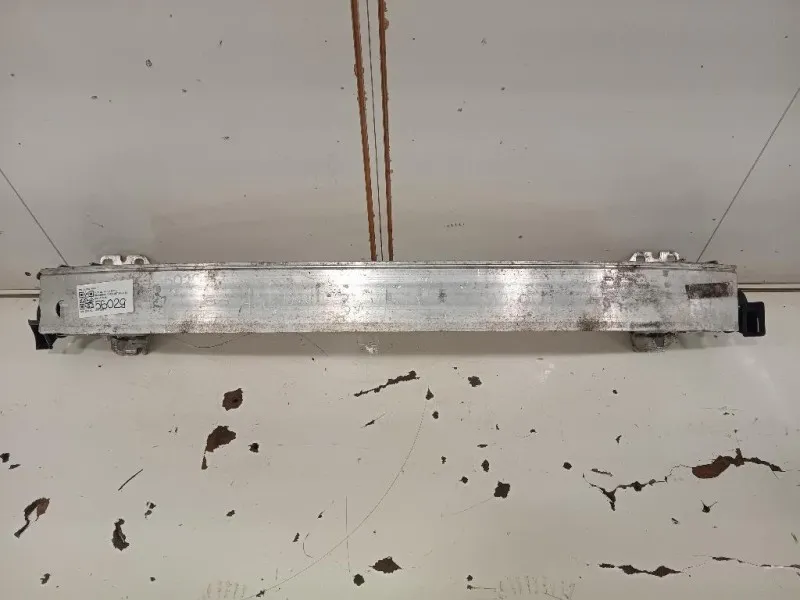 Traversa Paraurti ANT 8U0807109C Audi Q3 8UB 2012