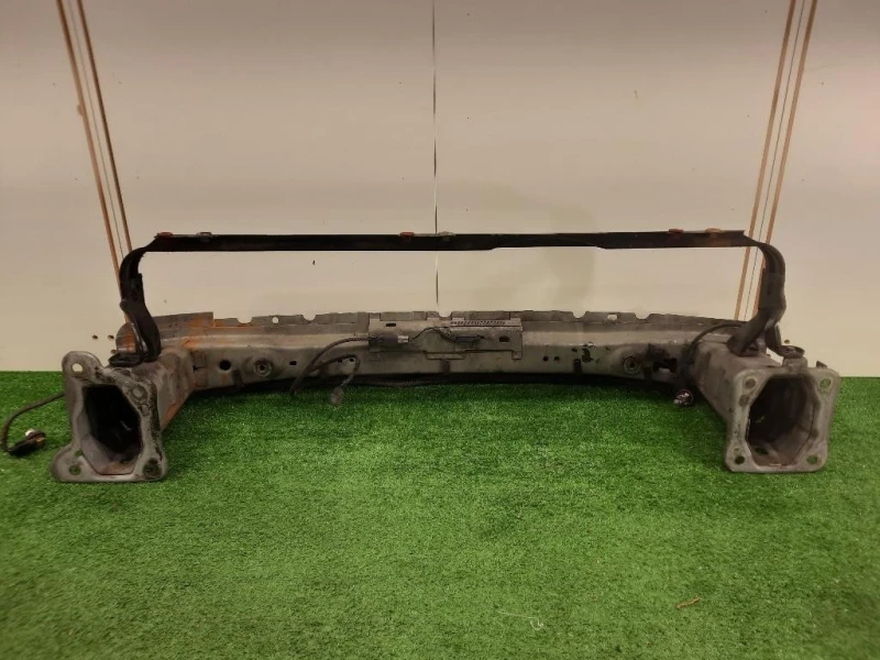 Traversa Paraurti ANT Ford Focus II 2005