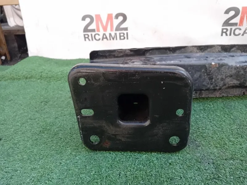 Traversa Paraurti ANT 2439074 Ford Focus IV 2014