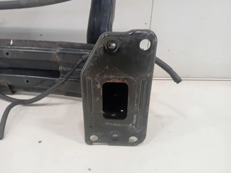 Traversa Paraurti ANT 865303Z000 Hyundai I40 2012