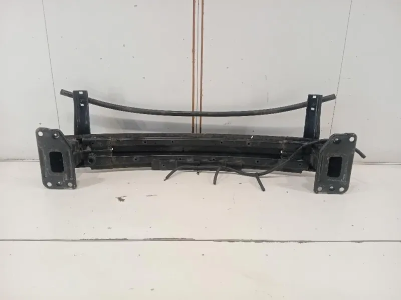 Traversa Paraurti ANT 865303Z000 Hyundai I40 2012