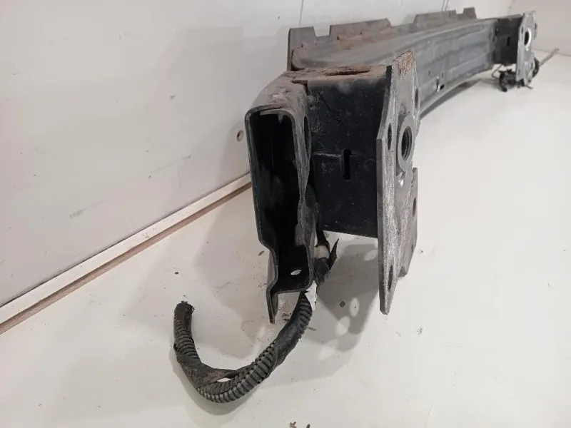 Traversa Paraurti ANT TRAVERSA PARAURTI ANT Jaguar XF I 2011