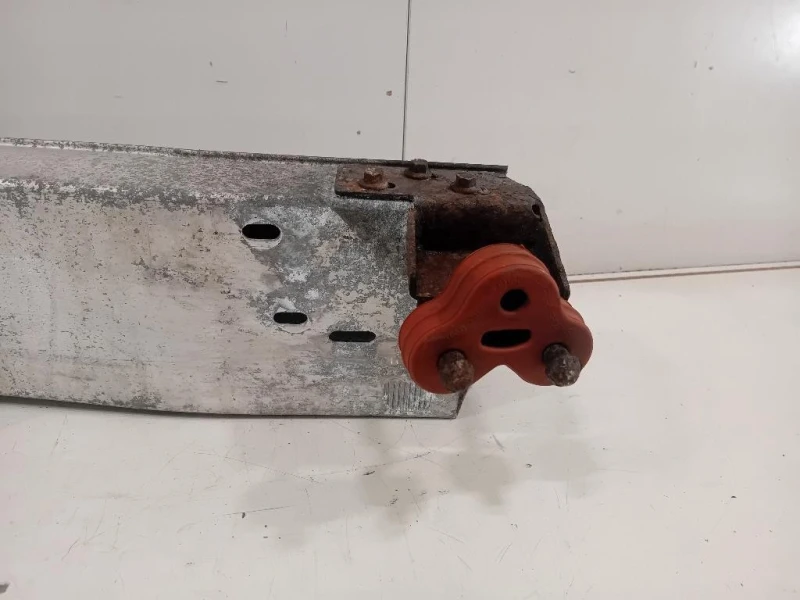 Traversa Paraurti ANT TRAVERSA PARAURTI ANT JAGUAR XJ 2011 Jaguar XJ8 X408 2003