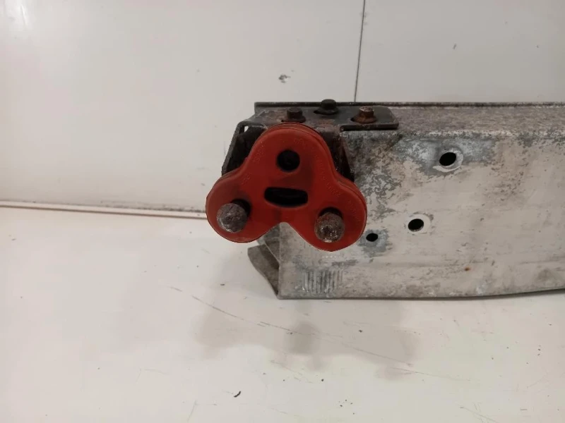 Traversa Paraurti ANT TRAVERSA PARAURTI ANT JAGUAR XJ 2011 Jaguar XJ8 X408 2003