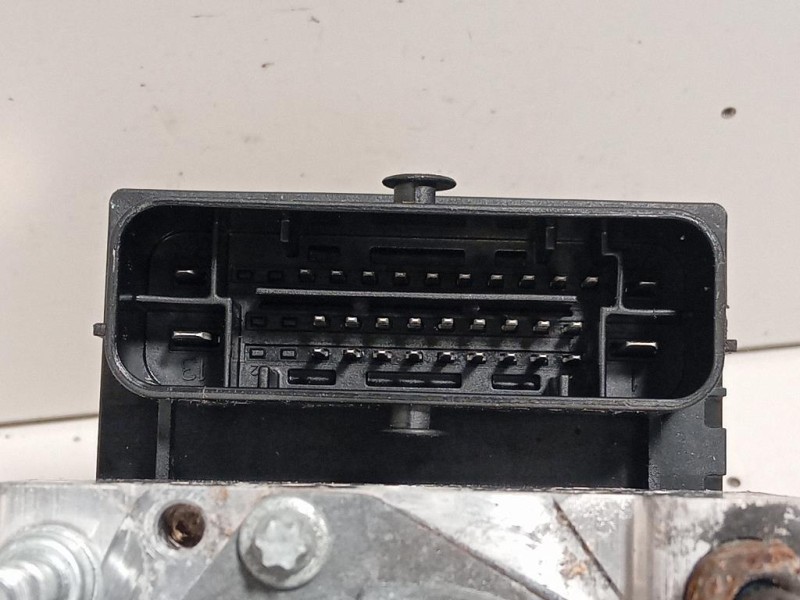 Pompa ABS ANT 13282280 Opel Corsa D 2011