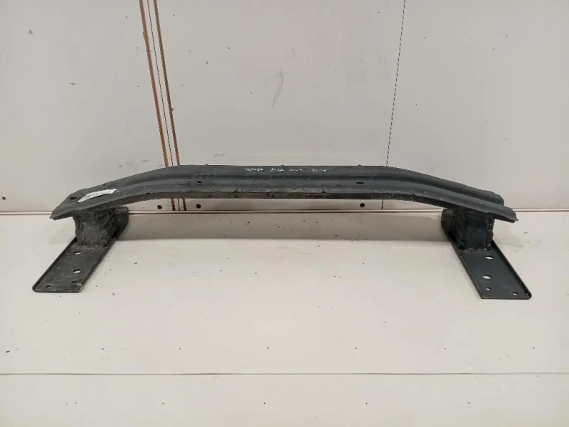 Traversa Paraurti ANT 865301P000 Kia Venga 2010