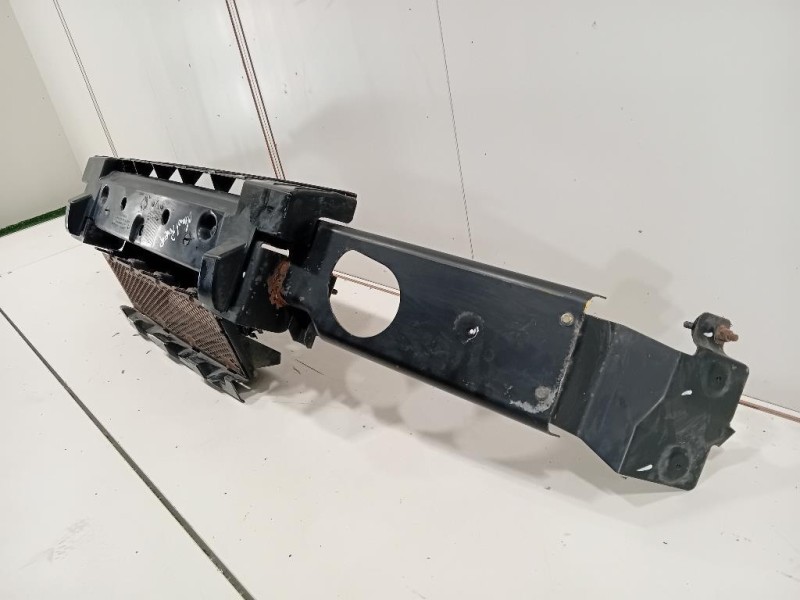 Traversa Paraurti ANT TRAVERSA PARAURTI ANT Land Rover Discovery II 1999