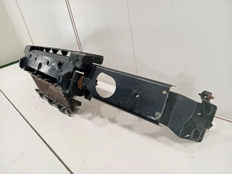 Traversa Paraurti ANT TRAVERSA PARAURTI ANT Land Rover Discovery II 1999