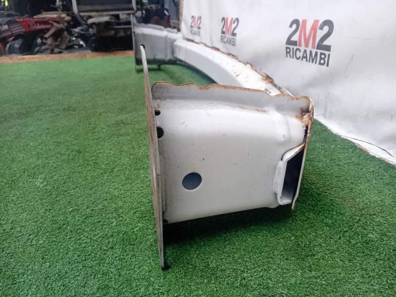 Traversa Paraurti ANT BJ32-17F021 LR055992 Land Rover Range Rover Evoque I 2011