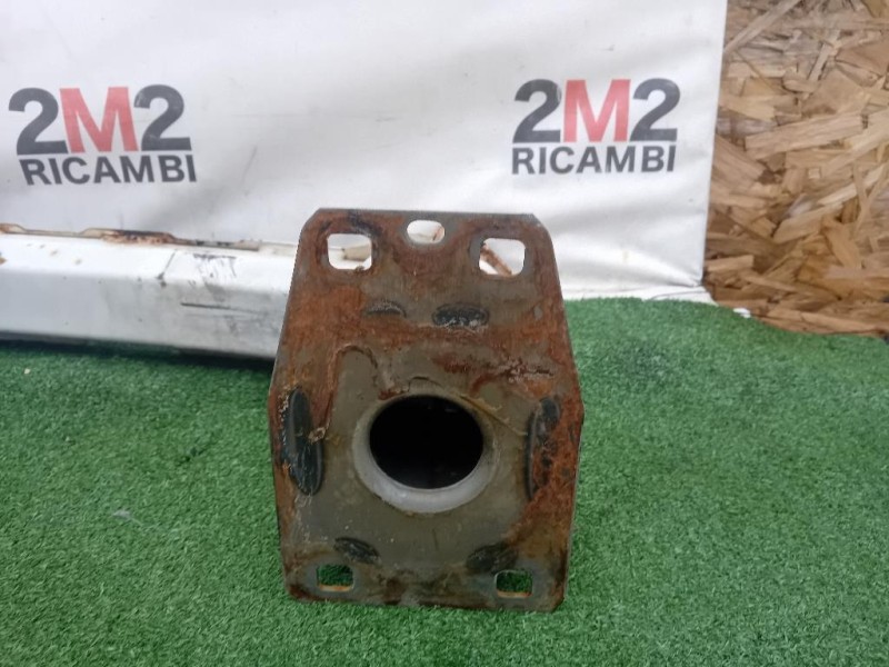 Traversa Paraurti ANT BJ32-17F021 LR055992 Land Rover Range Rover Evoque I 2011