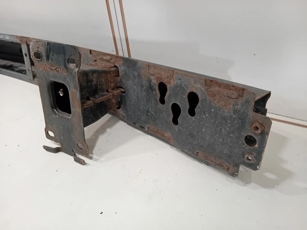 Traversa Paraurti ANT B46ZA Land Rover Range Rover Sport I 2005