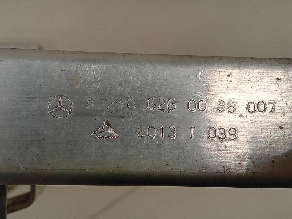 Traversa Paraurti ANT A2466260088 Mercedes Classe A W176 2013