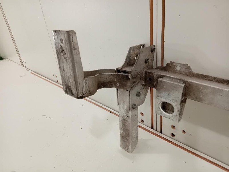 Traversa Paraurti ANT A2466260088 Mercedes Classe A W176 2013