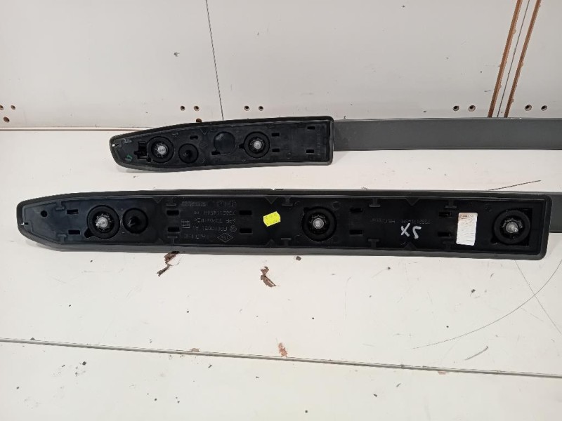 Barra Portapacchi Tetto SX MR437681 SX Mitsubishi Pajero III 2000