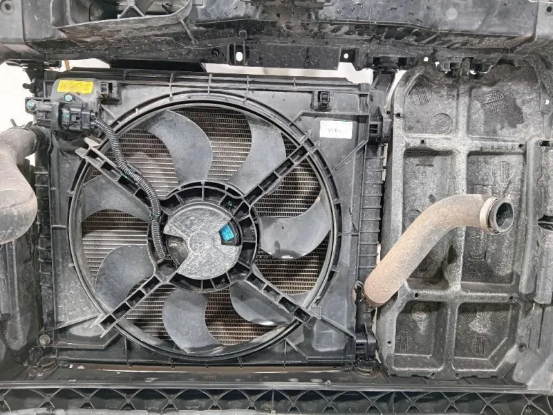 Musata + KIT Radiatori 6101135003 Ssangyong Tivoli 2015