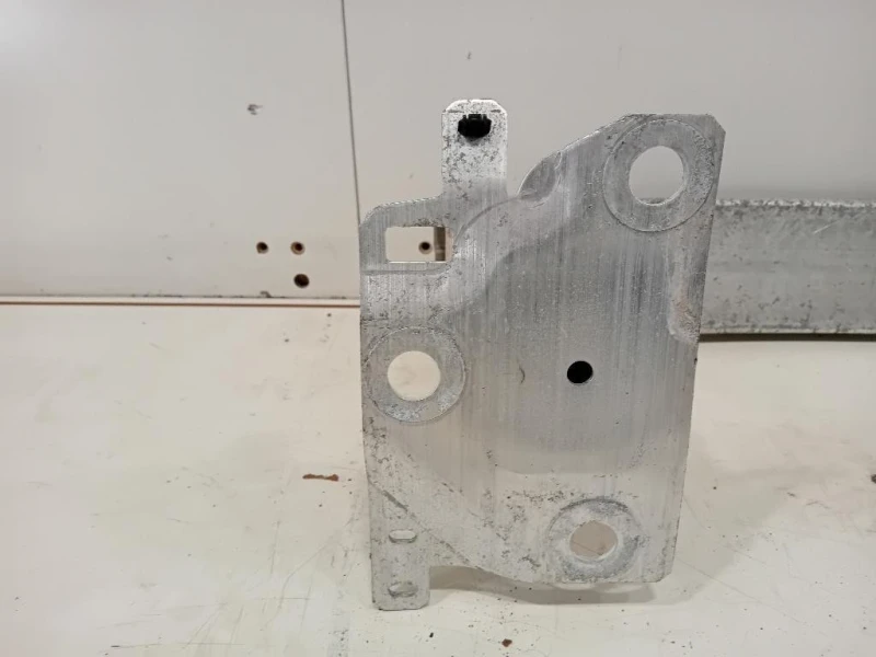 Traversa Paraurti ANT 752107246R Renault Captur I 2017