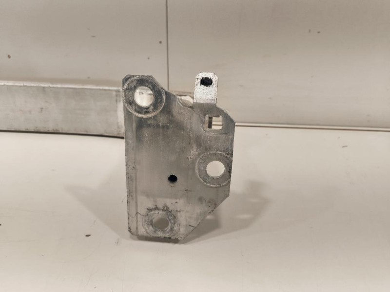 Traversa Paraurti ANT 752107246R Renault CLIO IV 2016