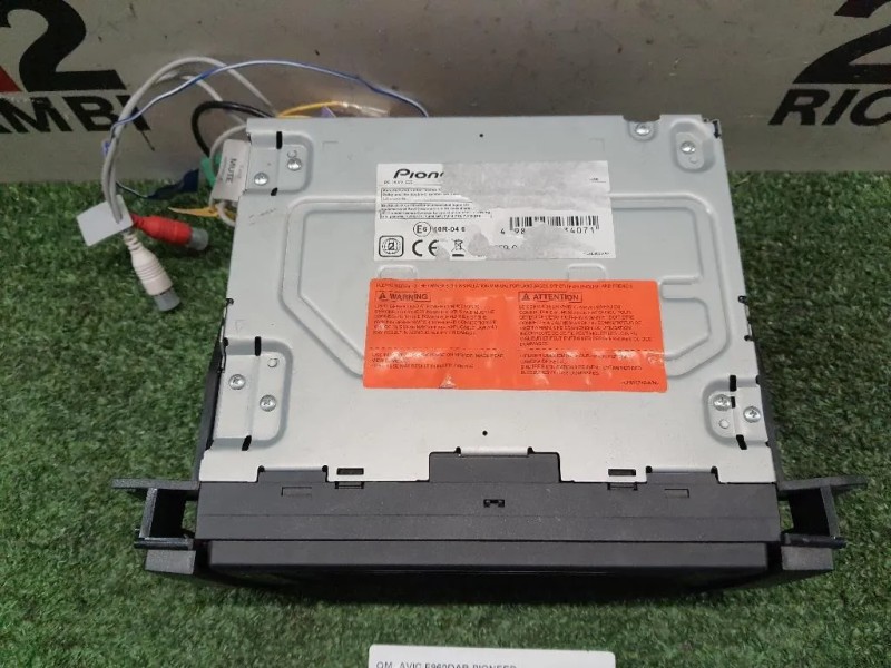 Navigatore Satellitare AVIC F960DAB PIONEER Jeep Grand Cherokee III 2005