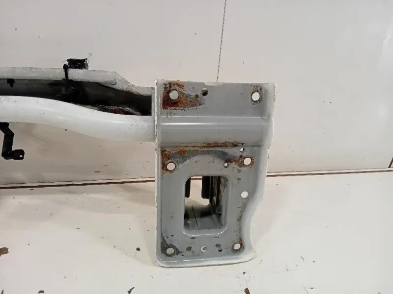 Traversa Paraurti ANT TRAVERSA PARAURTI ANT Ssangyong Korando III 2011