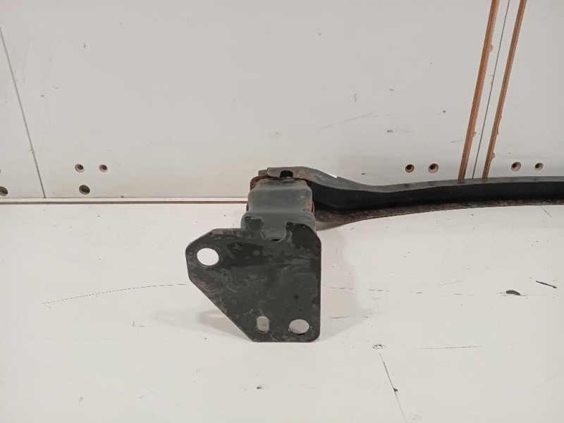 Traversa Paraurti ANT TRAVERSA PARAURTI ANT Ssangyong Tivoli 2015