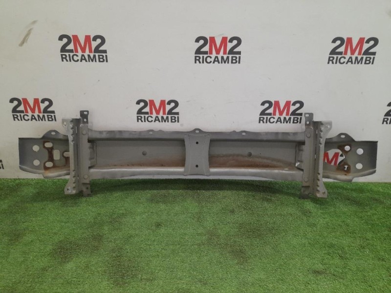 Traversa Paraurti ANT Toyota Yaris IV 2014