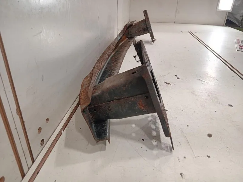 Traversa Paraurti ANT 1T0807109B Volkswagen Caddy III 2004