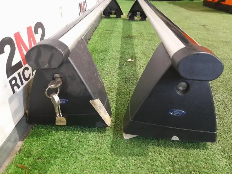 Barra Portapacchi Tetto Ford Focus II SW 2005