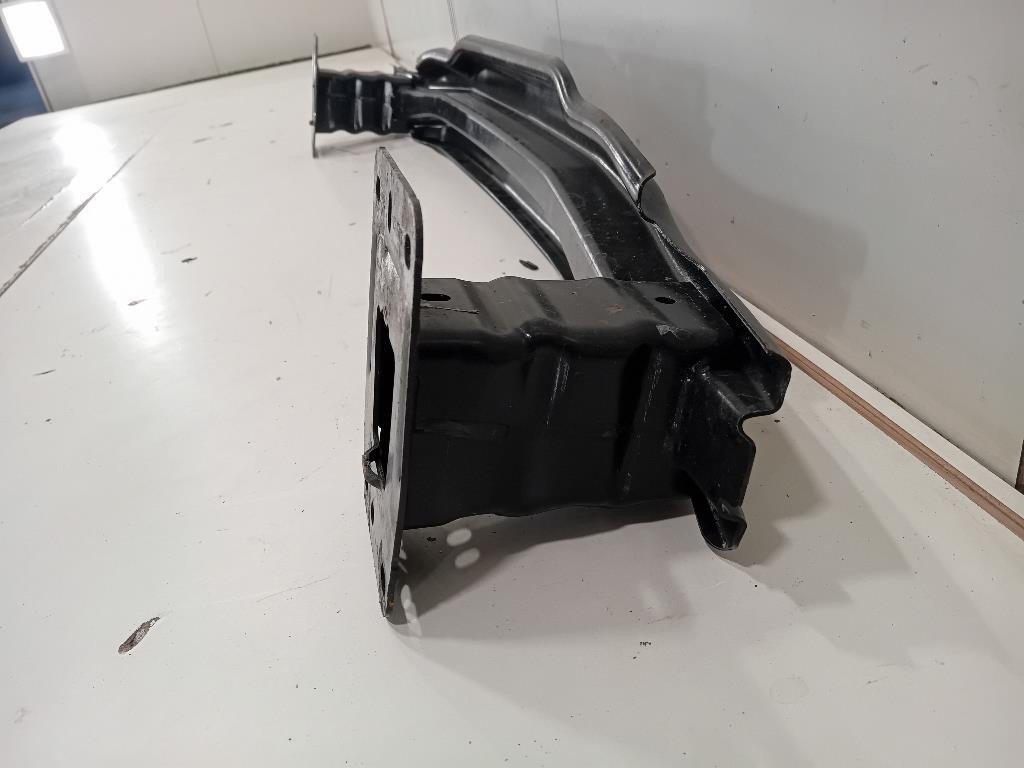 Traversa Paraurti POST 82A307309 Audi A1 GBH Allstreet 2022