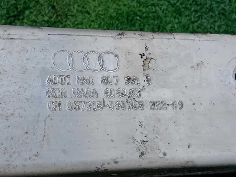 Traversa Paraurti POST 8R0807313A Audi Q5 8RB 2009