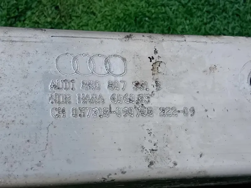 Traversa Paraurti POST 8R0807313A Audi Q5 8RB 2009