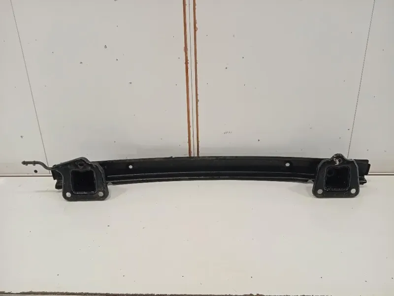 Traversa Paraurti POST 51127192408 Bmw Serie 1 E82 Coupe 2005