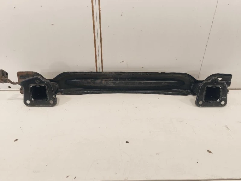 Traversa Paraurti POST 51112990162 Bmw X1 E84 2010