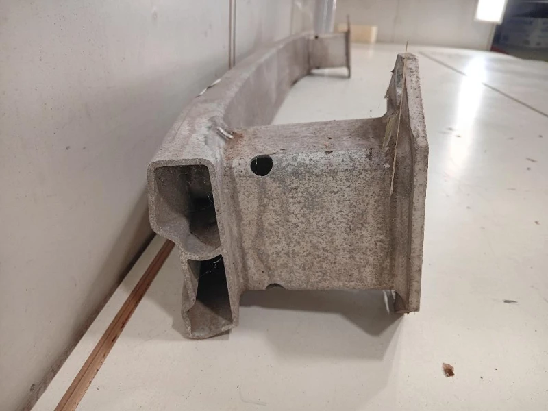 Traversa Paraurti POST 51127332320 Bmw X1 F48 2015