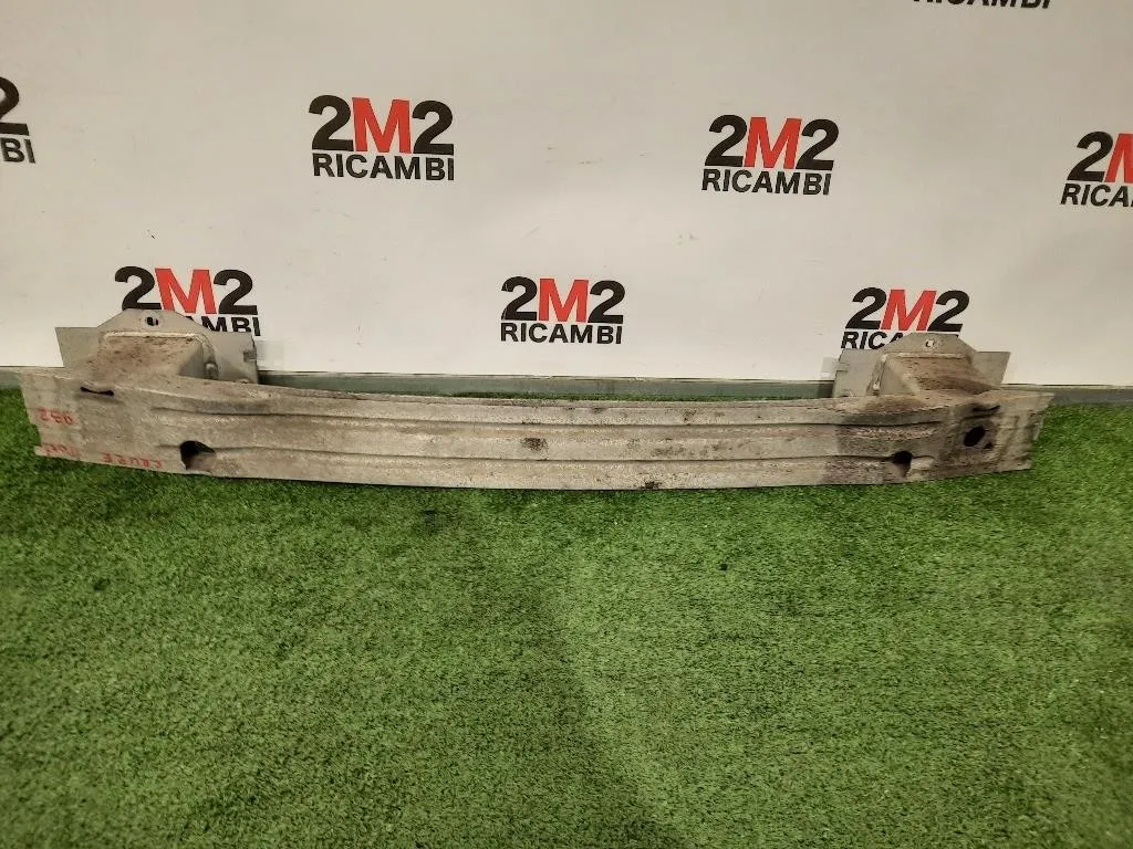 Traversa Paraurti POST 39011392 Chevrolet Cruze 2011