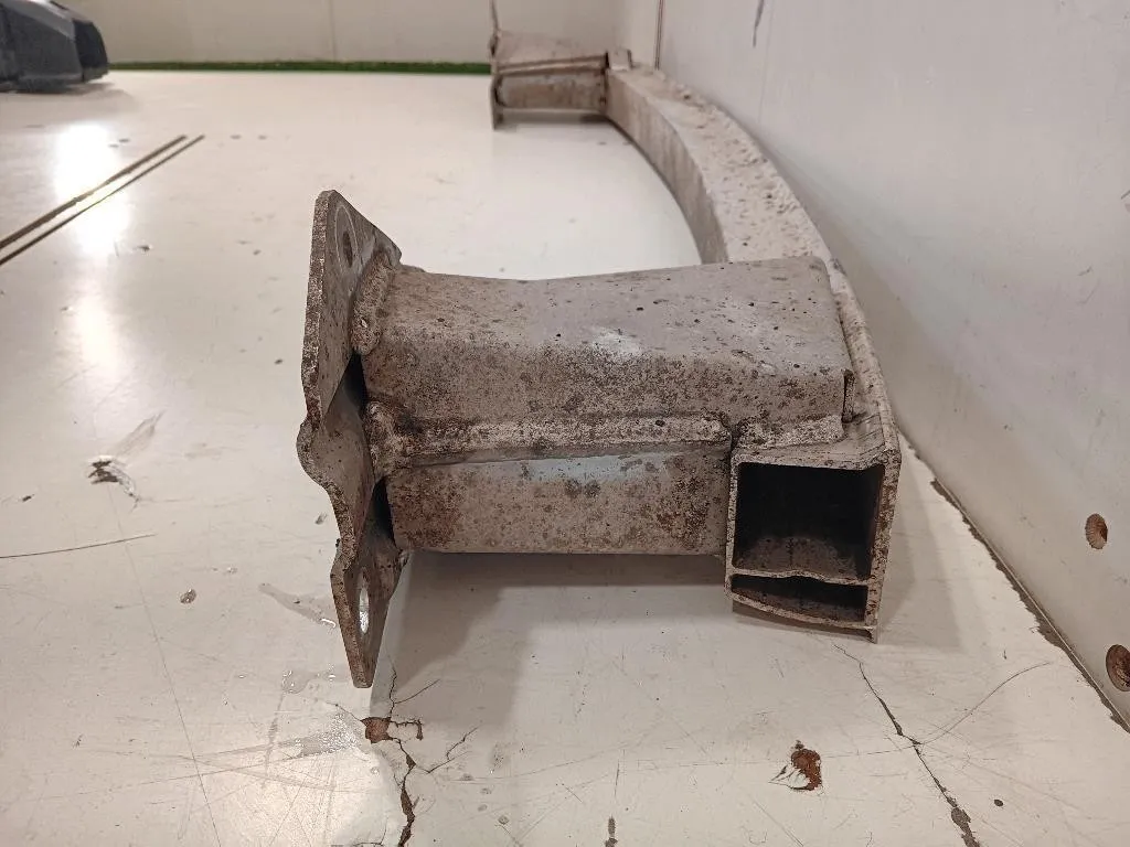 Traversa Paraurti POST 12782112 Chevrolet Orlando 2011