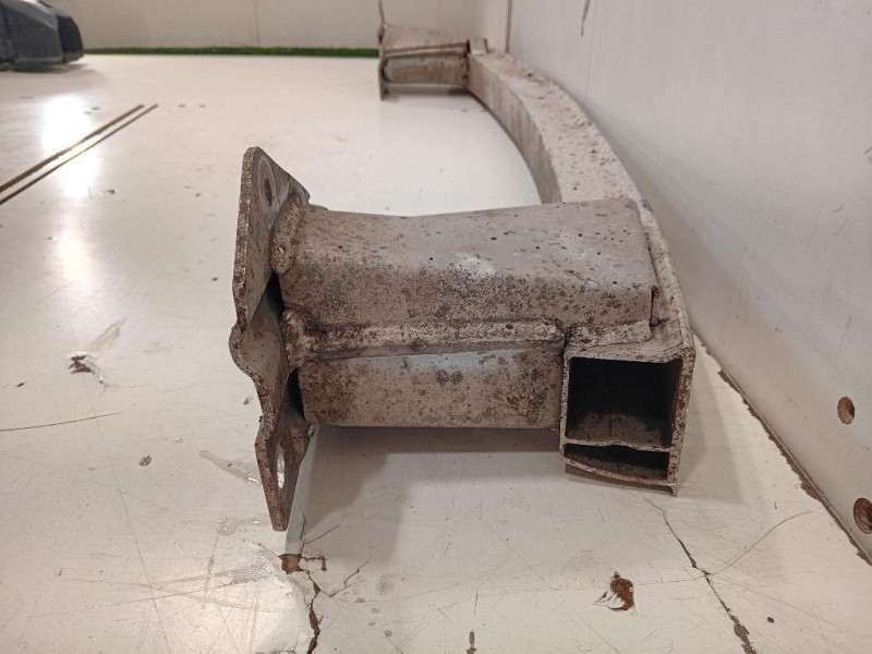 Traversa Paraurti POST 12782112 Chevrolet Orlando 2011