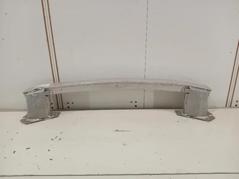 Traversa Paraurti POST 12782112 Chevrolet Orlando 2011