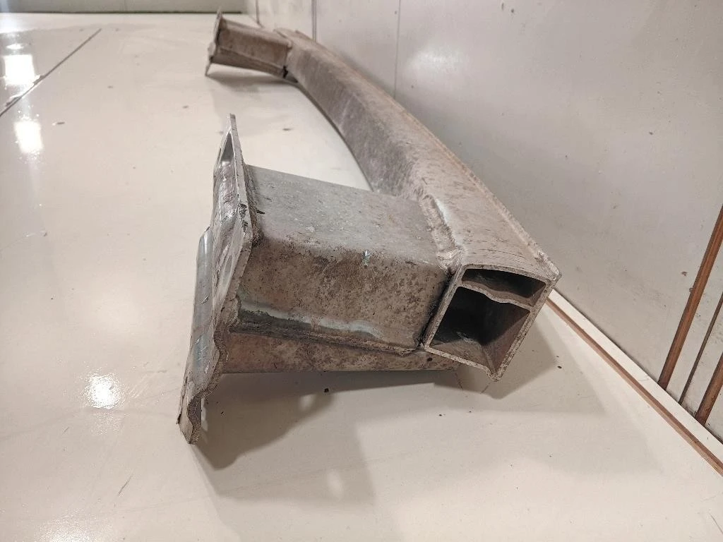 Traversa Paraurti POST 12782112 Chevrolet Orlando 2011