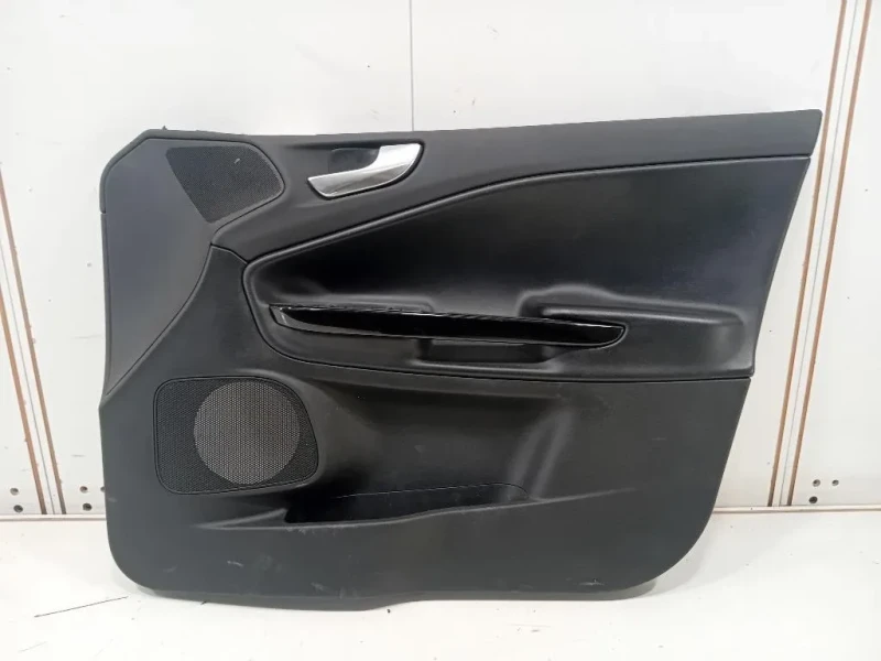 Pannello Rivestimento Porta ANT DX PANNELLO RIVESTIMENTO PORTA ANT DX Alfa Romeo Giulietta 2010