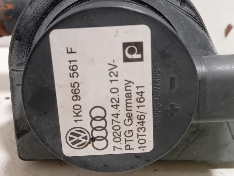 Pompa Acqua 1K0 965 561 F Audi A3 8PA Sportback 2008